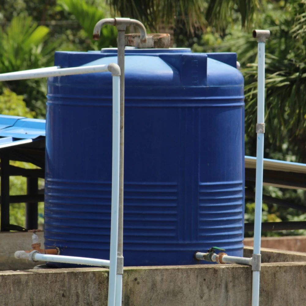 instalación de sistema de bombeo tanque bajo y alto y con presurizador 5 Tanque de agua 1
